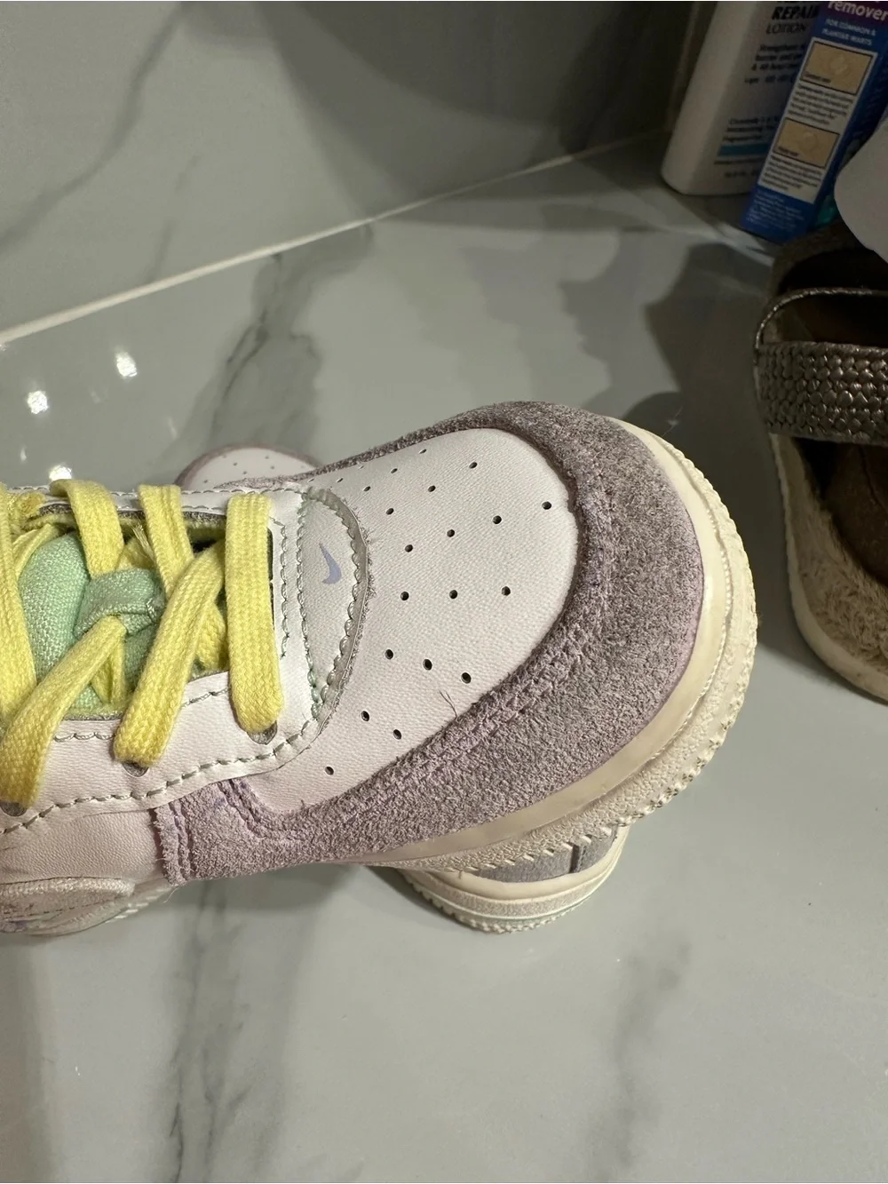 Nike Kids Sneakers - White, Lavender & Yellow
